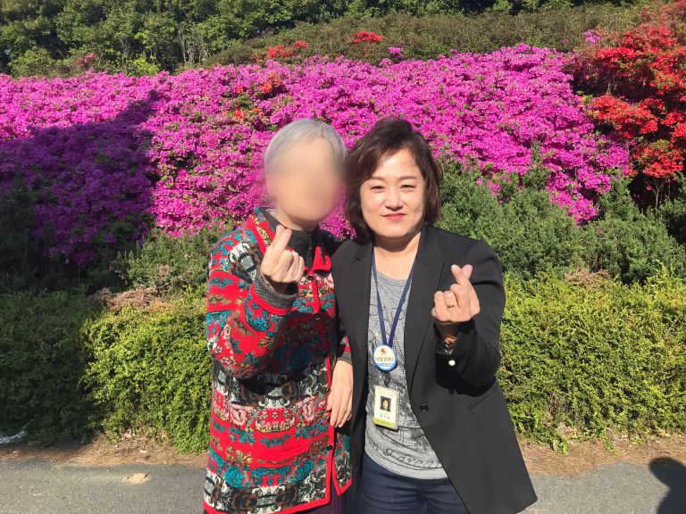 뭐가 꽃인지 맞춰보세요~~~