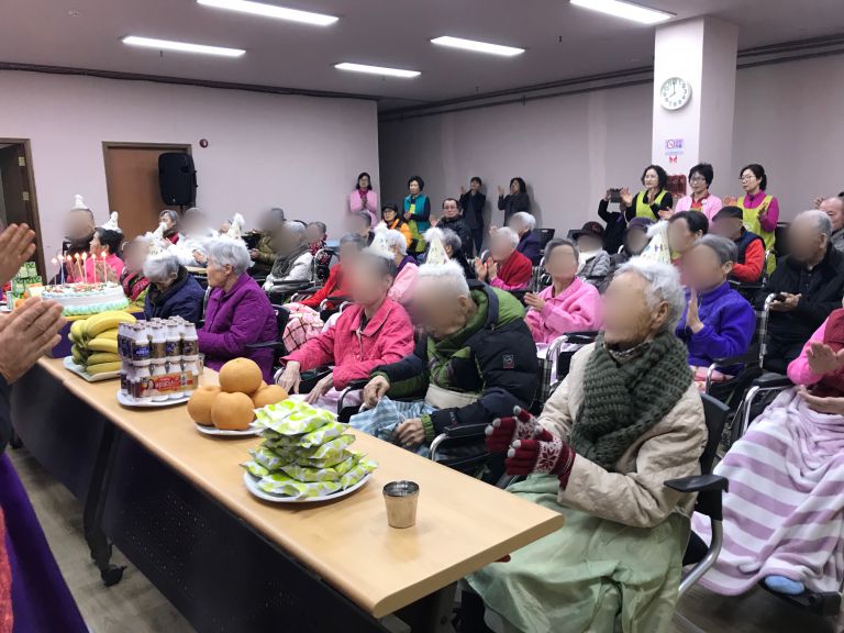 ★2월 어르신 생신잔치★